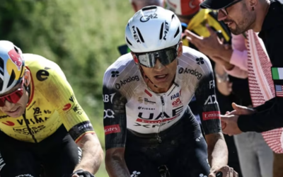 EL MEXICANO ISAAC DEL TORO HACE HISTORIA EN EL CICLISMO MUNDIAL; ES LÍDER DEL GIRO DE ITALIA